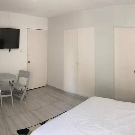 Amazing Ocean View With Pool In Laguito Apartamento