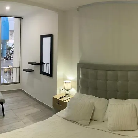 Amazing Ocean View With Pool In Laguito Apartment *